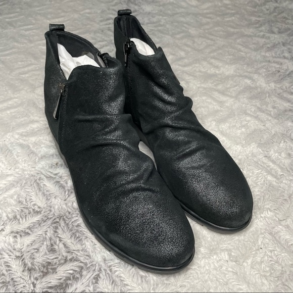 The FLEXX Slingshot Leather Wedge Booties in Black Graffio - Picture 2 of 8